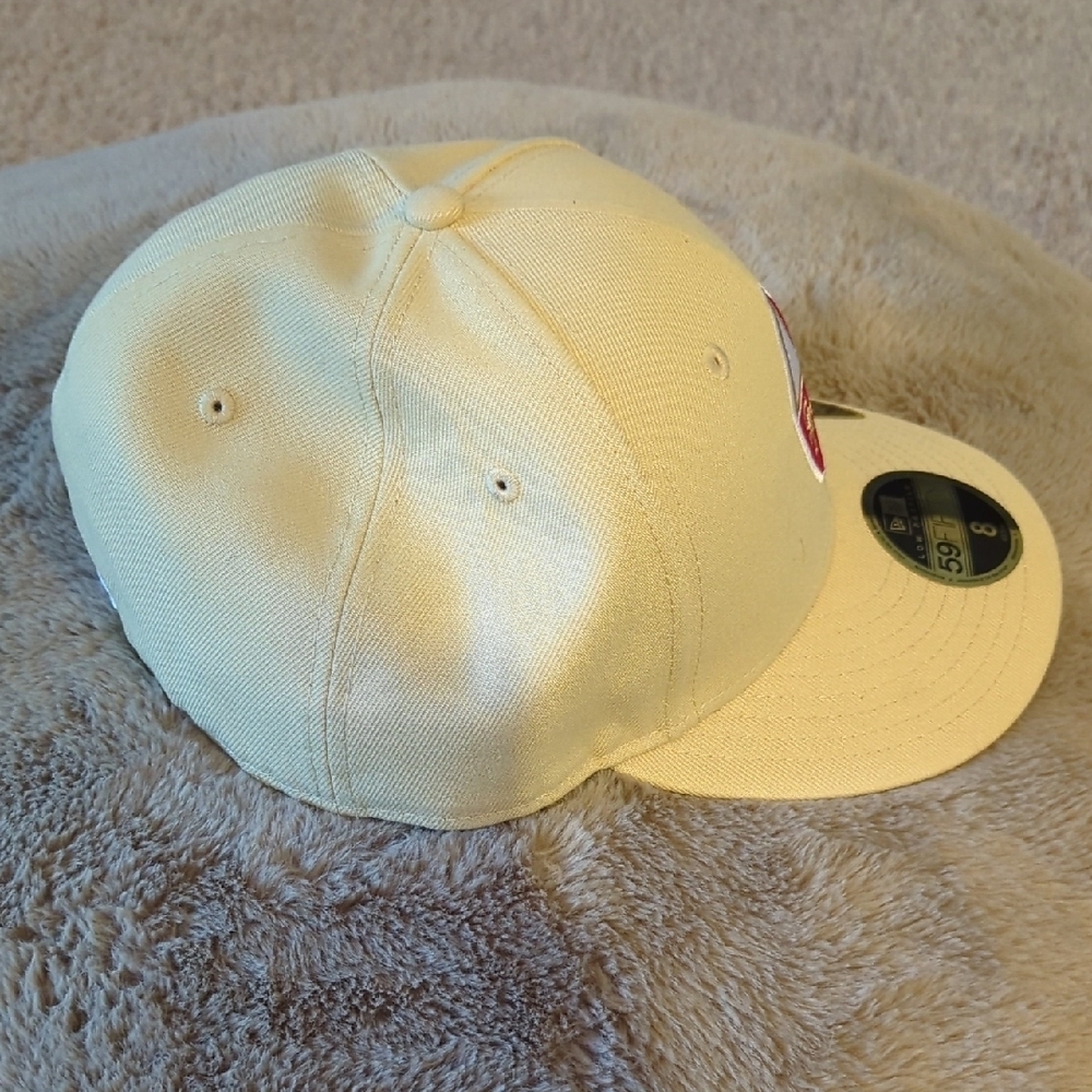 New Era 59FIFTY Light Tan Cap - Picture 4 of 7